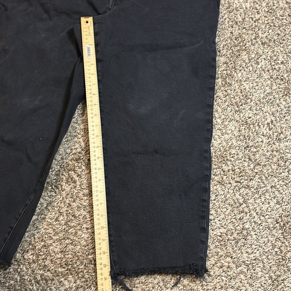 Old Navy Mid-Rise O. G Straight Jeans - Picture 7 of 8